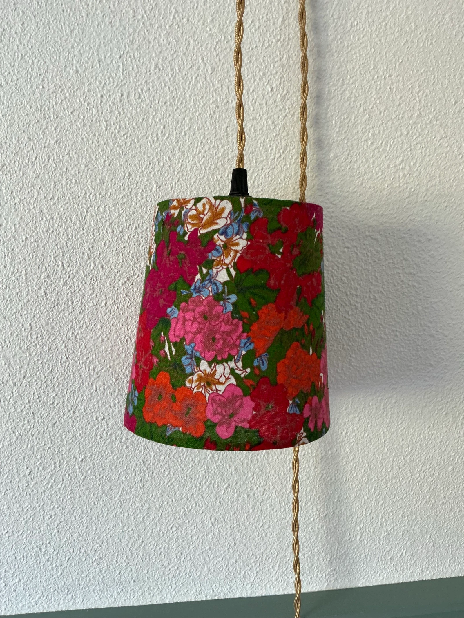 Lampe baladeuse /modèle unique / fleuri vintage/ neuve fait main – photo 2